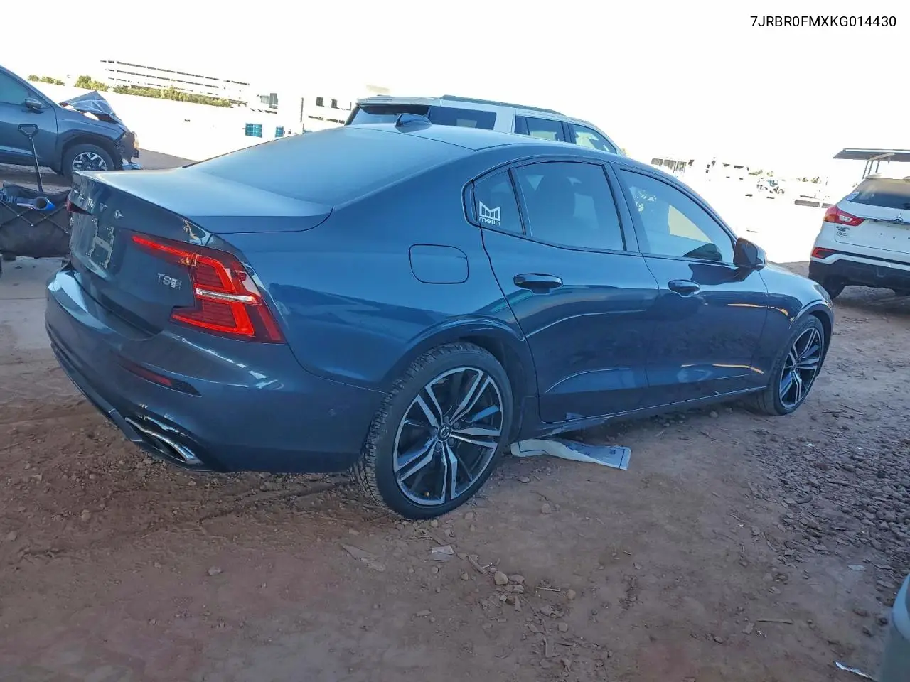 7JRBR0FMXKG014430 2019 Volvo S60 T8 R-Design