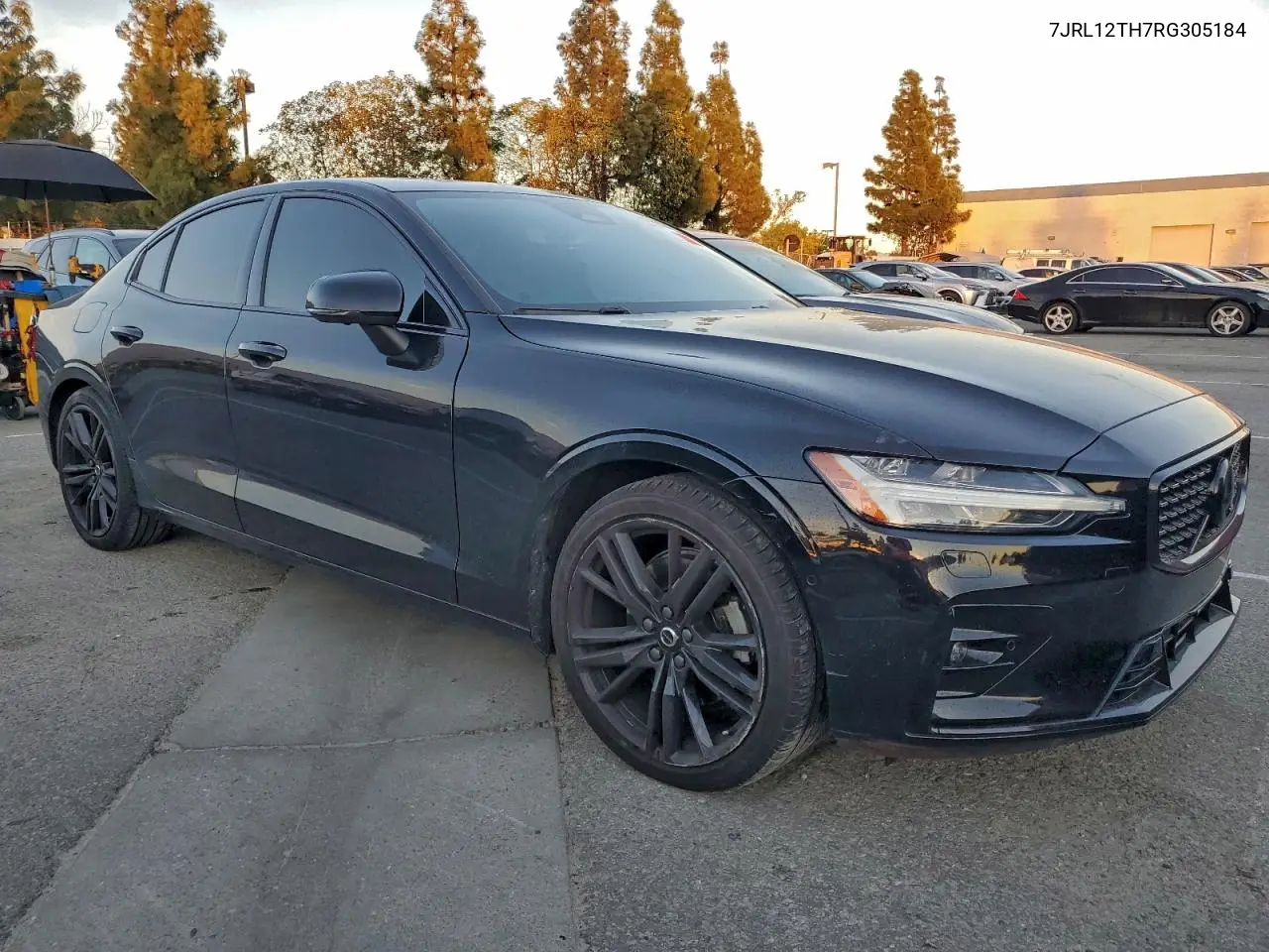 7JRL12TH7RG305184 2024 Volvo S60 Plus