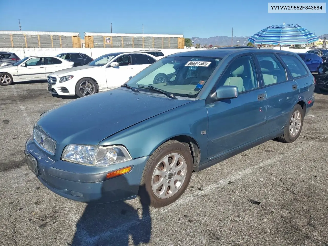 YV1VW29552F843684 2002 Volvo V40 1.9T