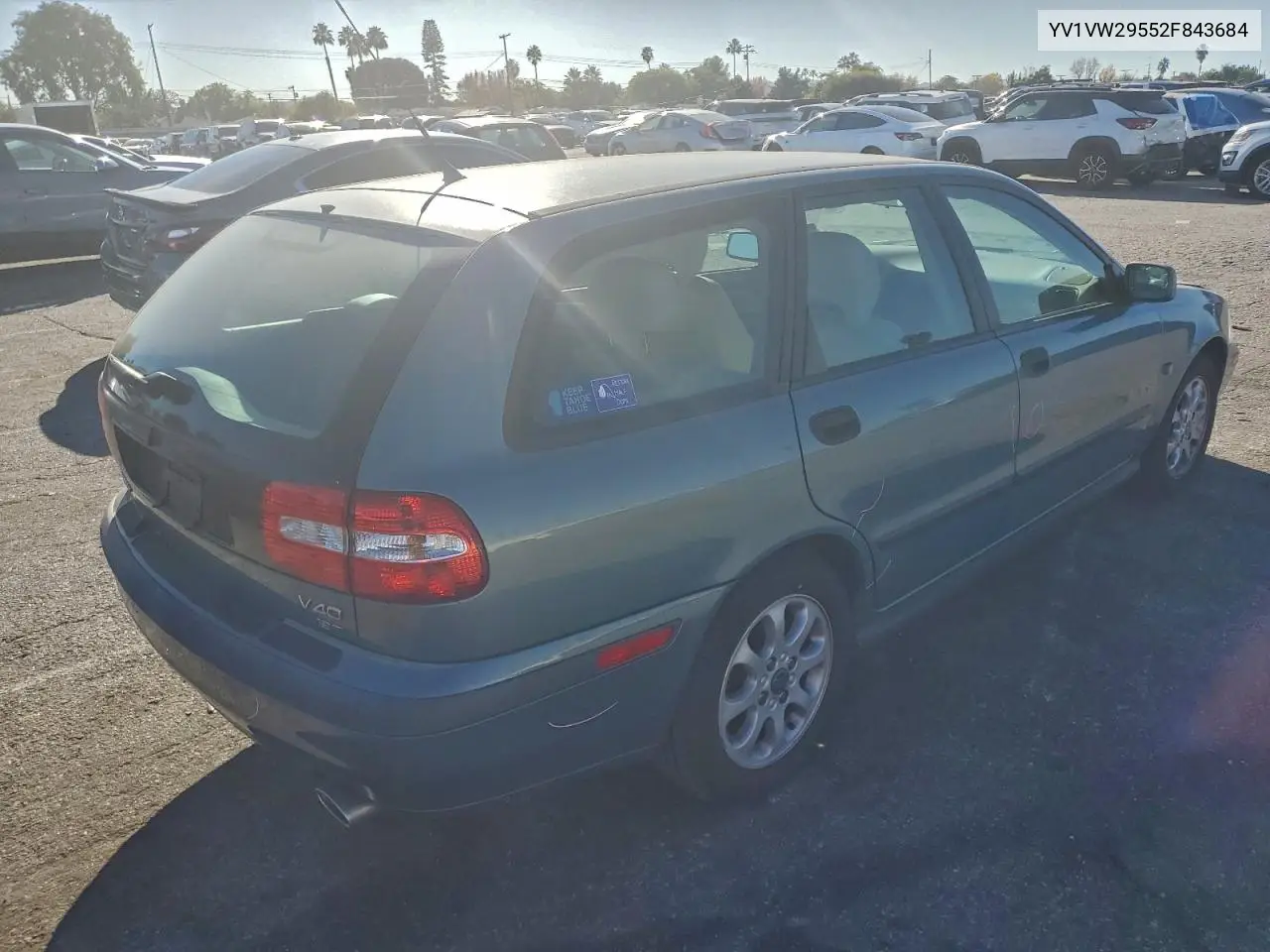 YV1VW29552F843684 2002 Volvo V40 1.9T