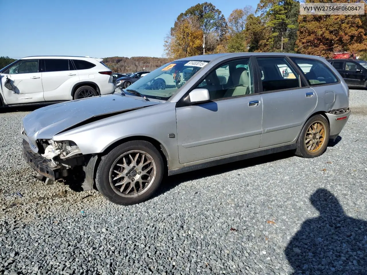 YV1VW27564F060847 2004 Volvo V40 1.9T