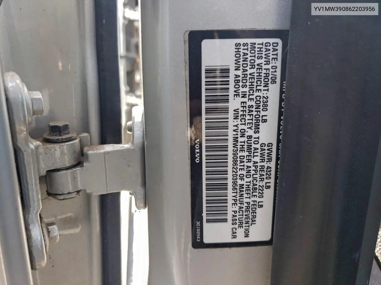 YV1MW390862203956 2006 Volvo V50 2.4I