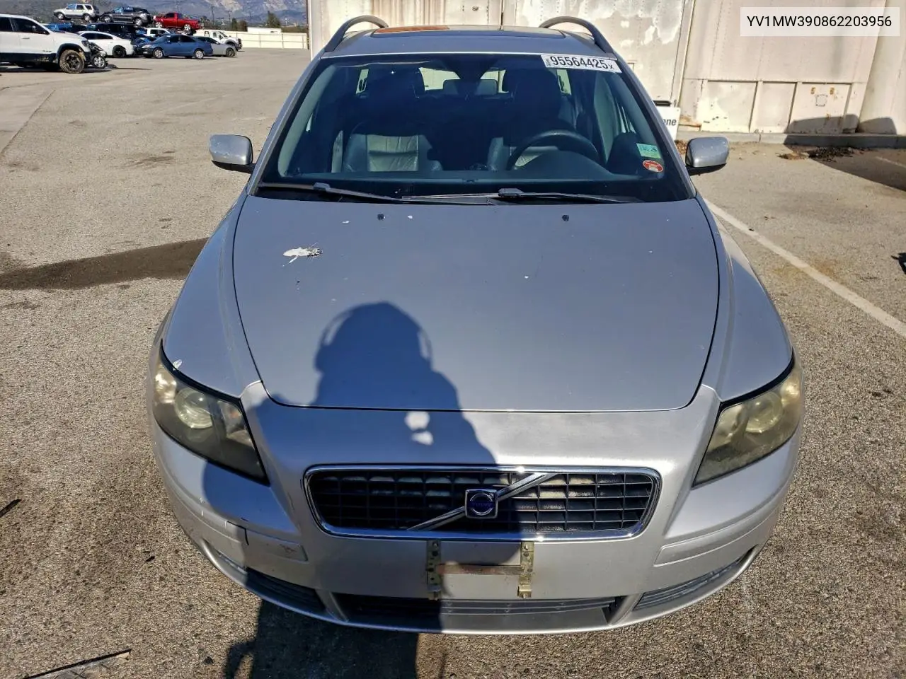 YV1MW390862203956 2006 Volvo V50 2.4I
