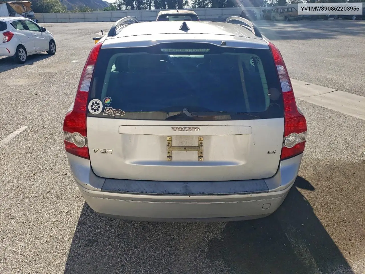 YV1MW390862203956 2006 Volvo V50 2.4I