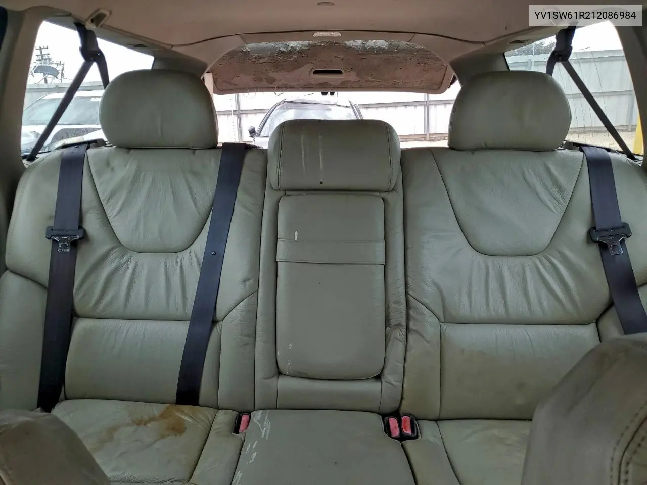 2001 Volvo V70 VIN: YV1SW61R212086984 Lot: 96978095