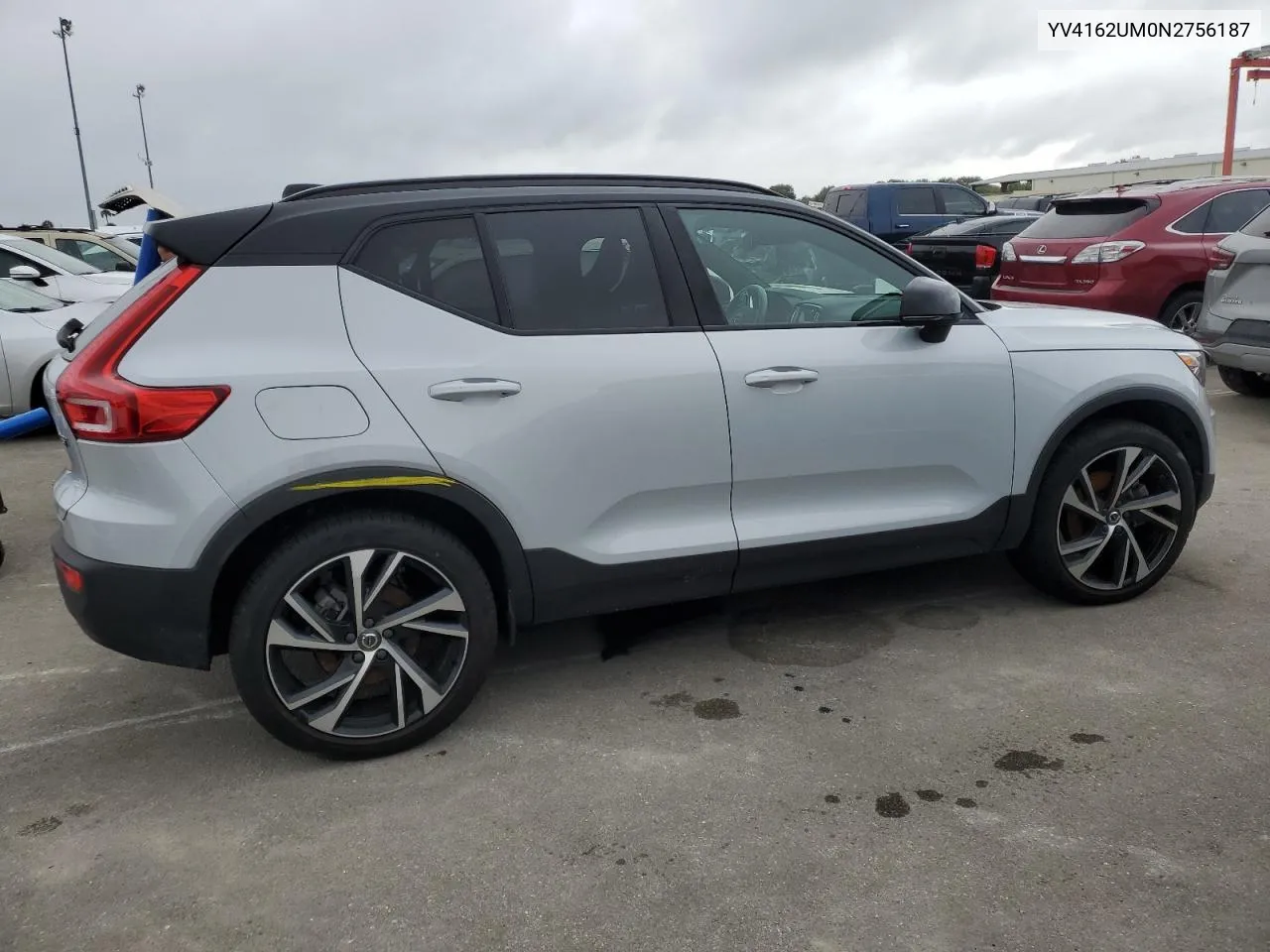 YV4162UM0N2756187 2022 Volvo Xc40 T5 R-Design