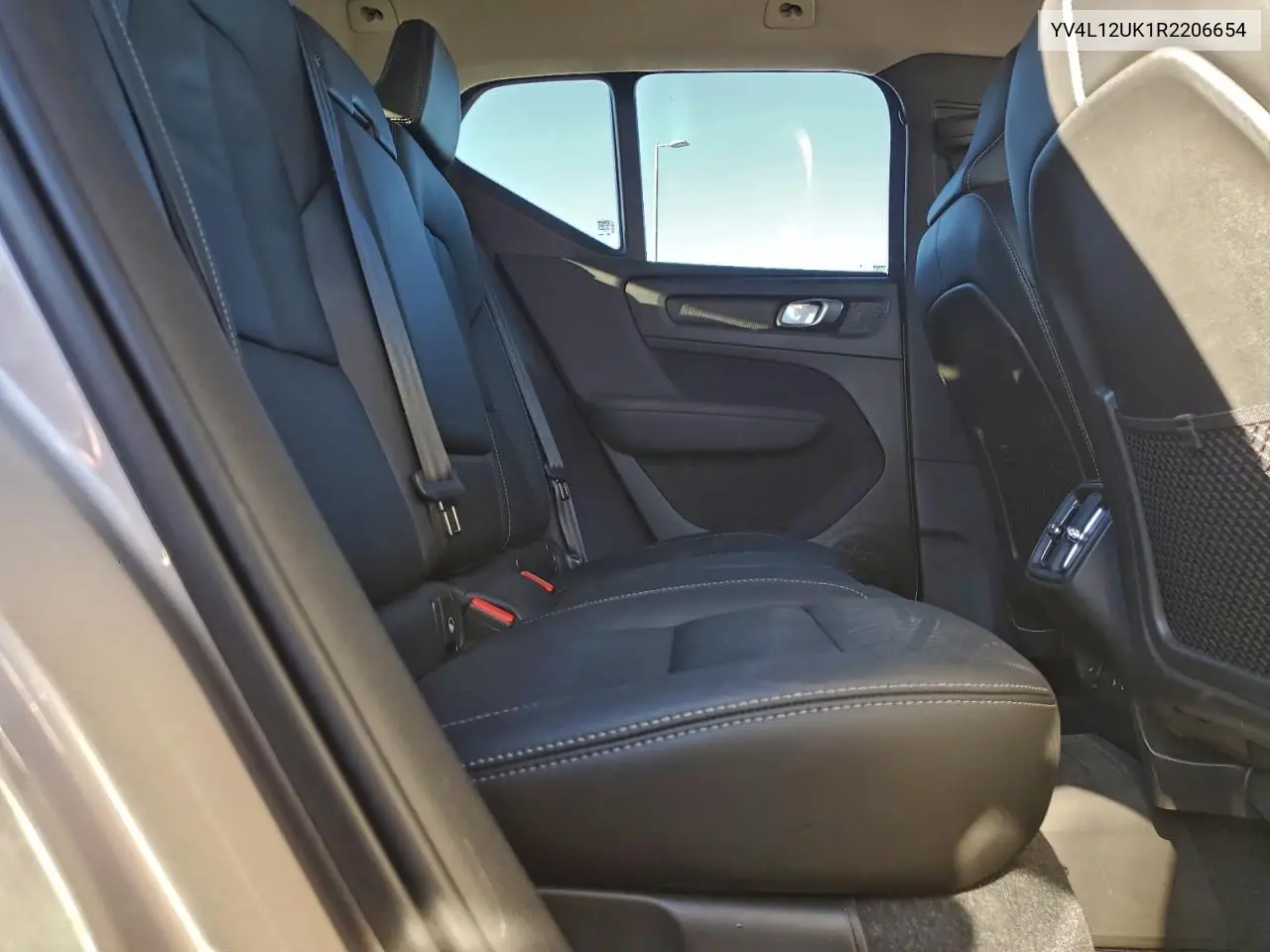 YV4L12UK1R2206654 2024 Volvo Xc40 Core