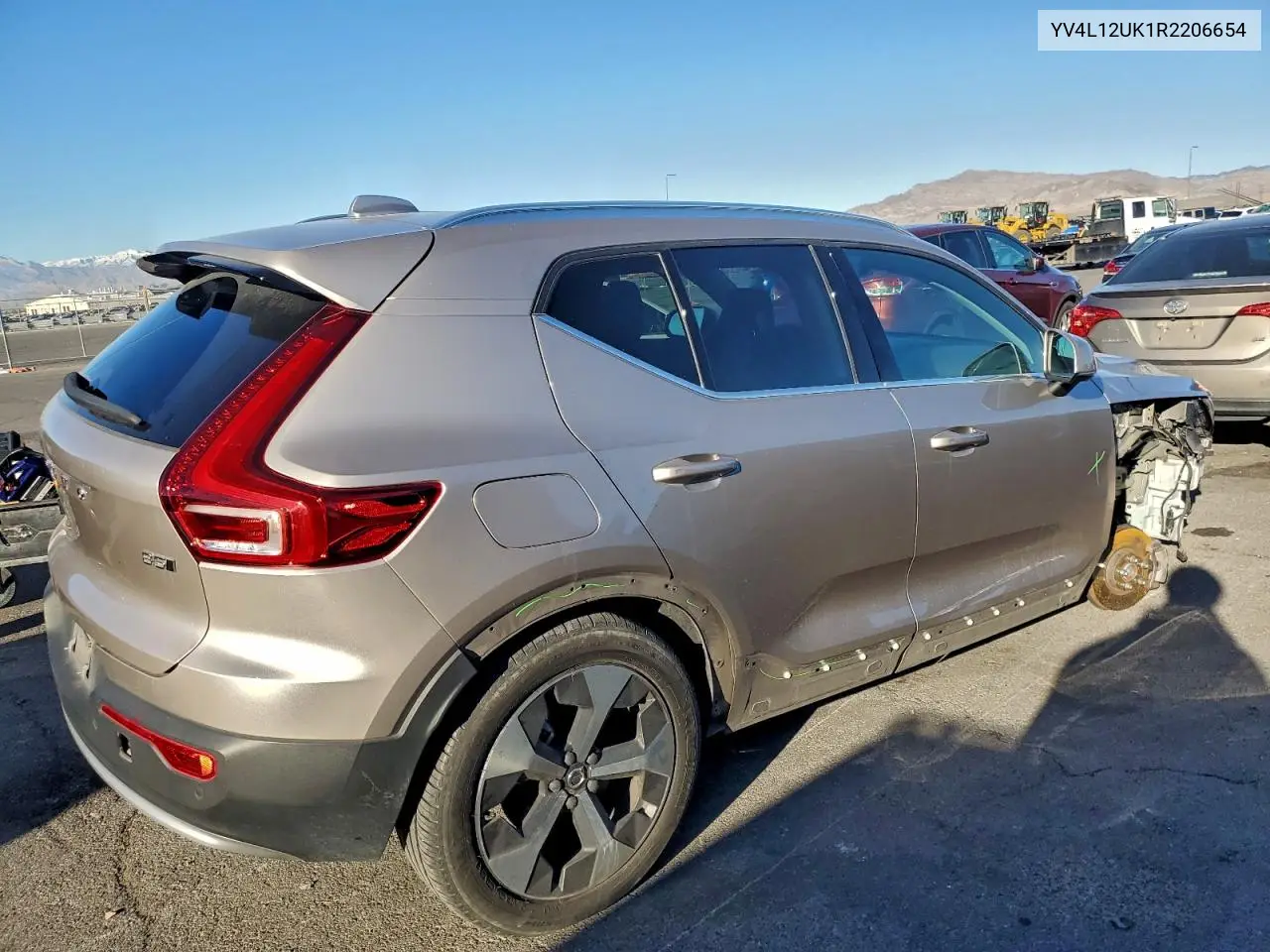 YV4L12UK1R2206654 2024 Volvo Xc40 Core