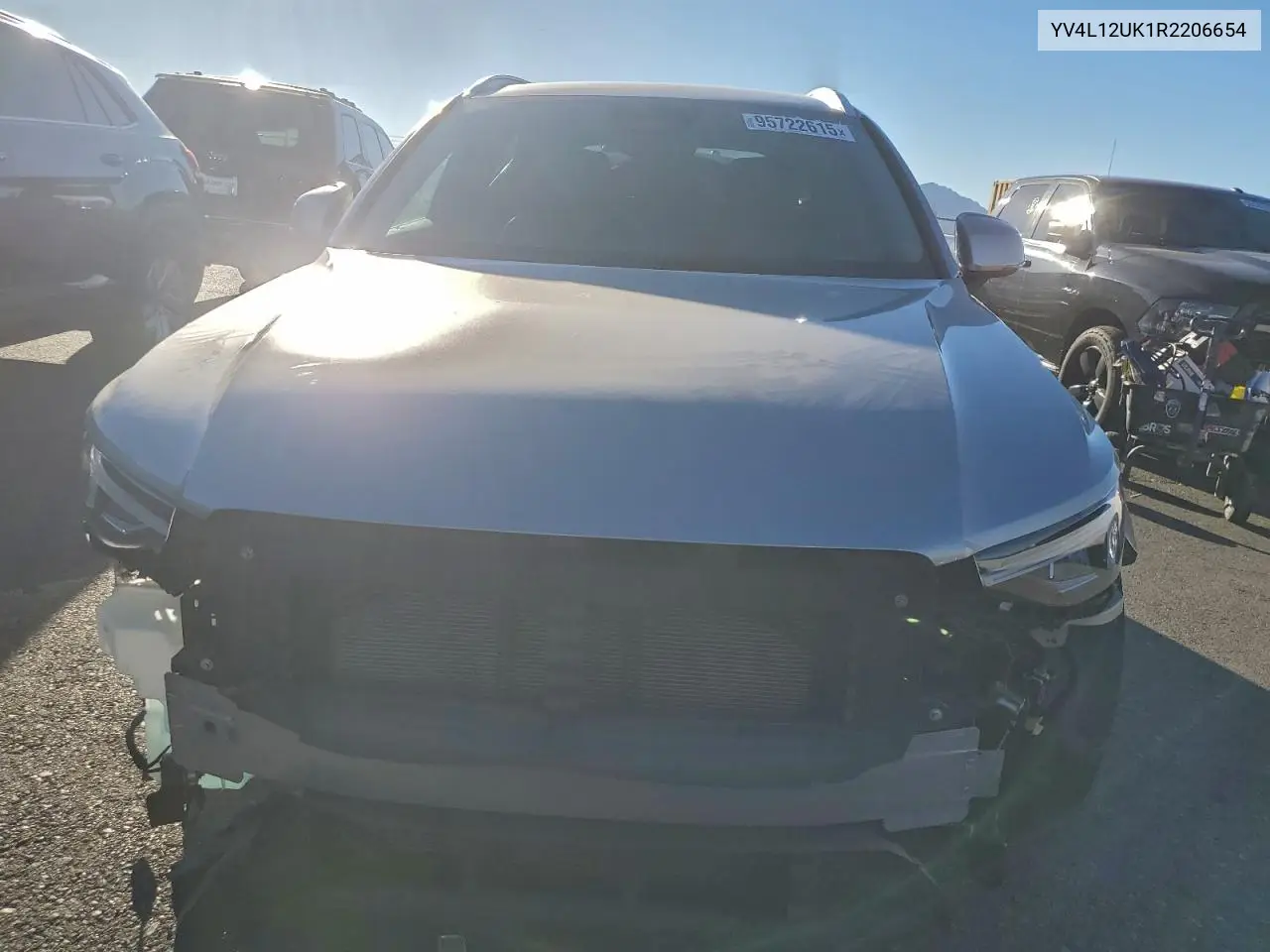 YV4L12UK1R2206654 2024 Volvo Xc40 Core