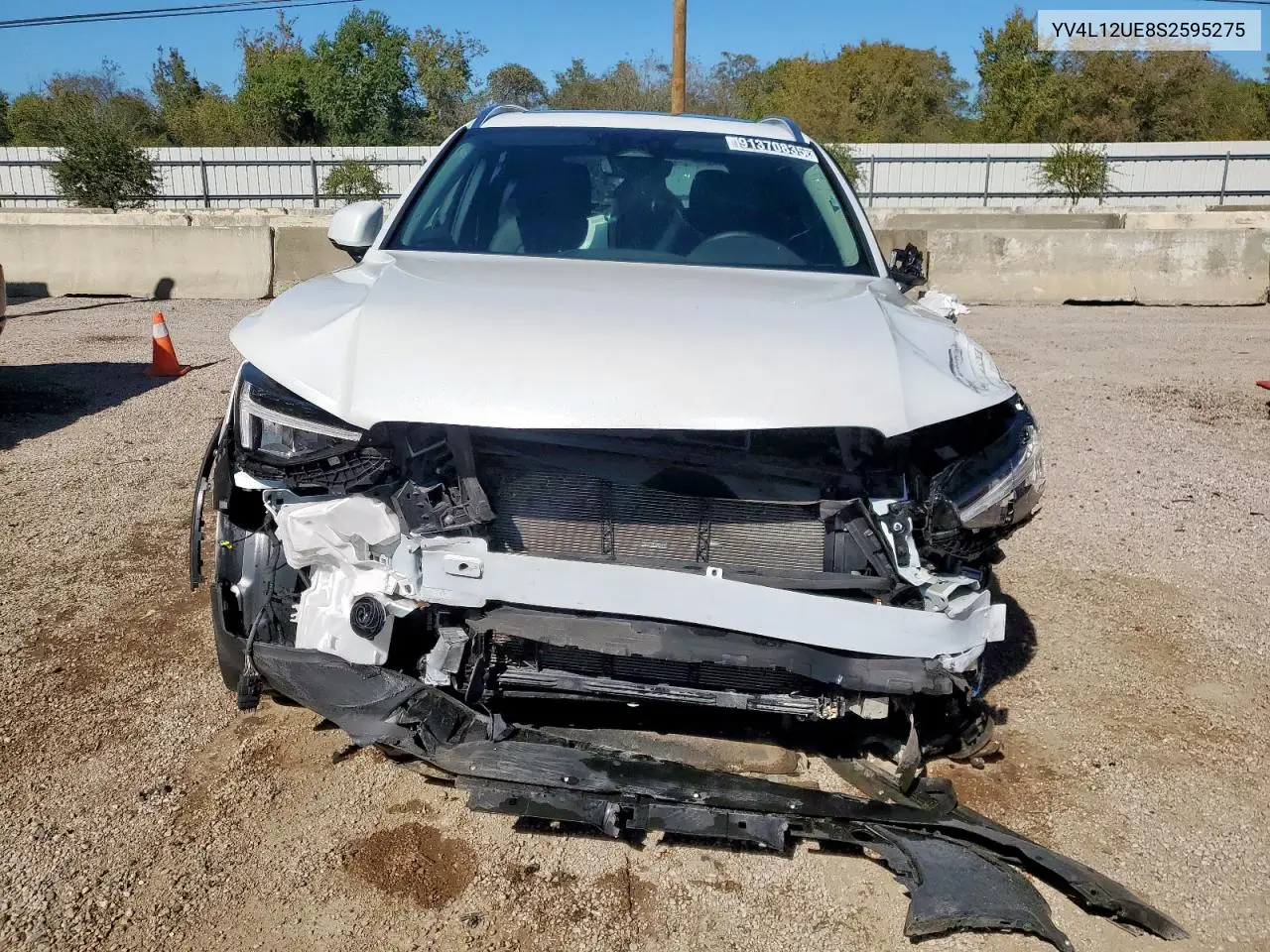 YV4L12UE8S2595275 2025 Volvo Xc40 Plus