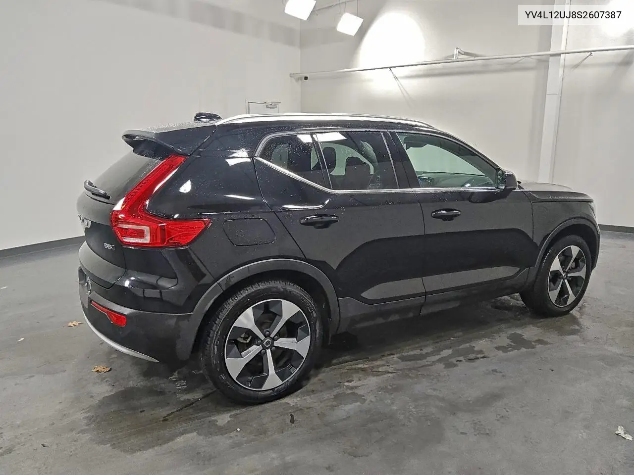 YV4L12UJ8S2607387 2025 Volvo Xc40 Core