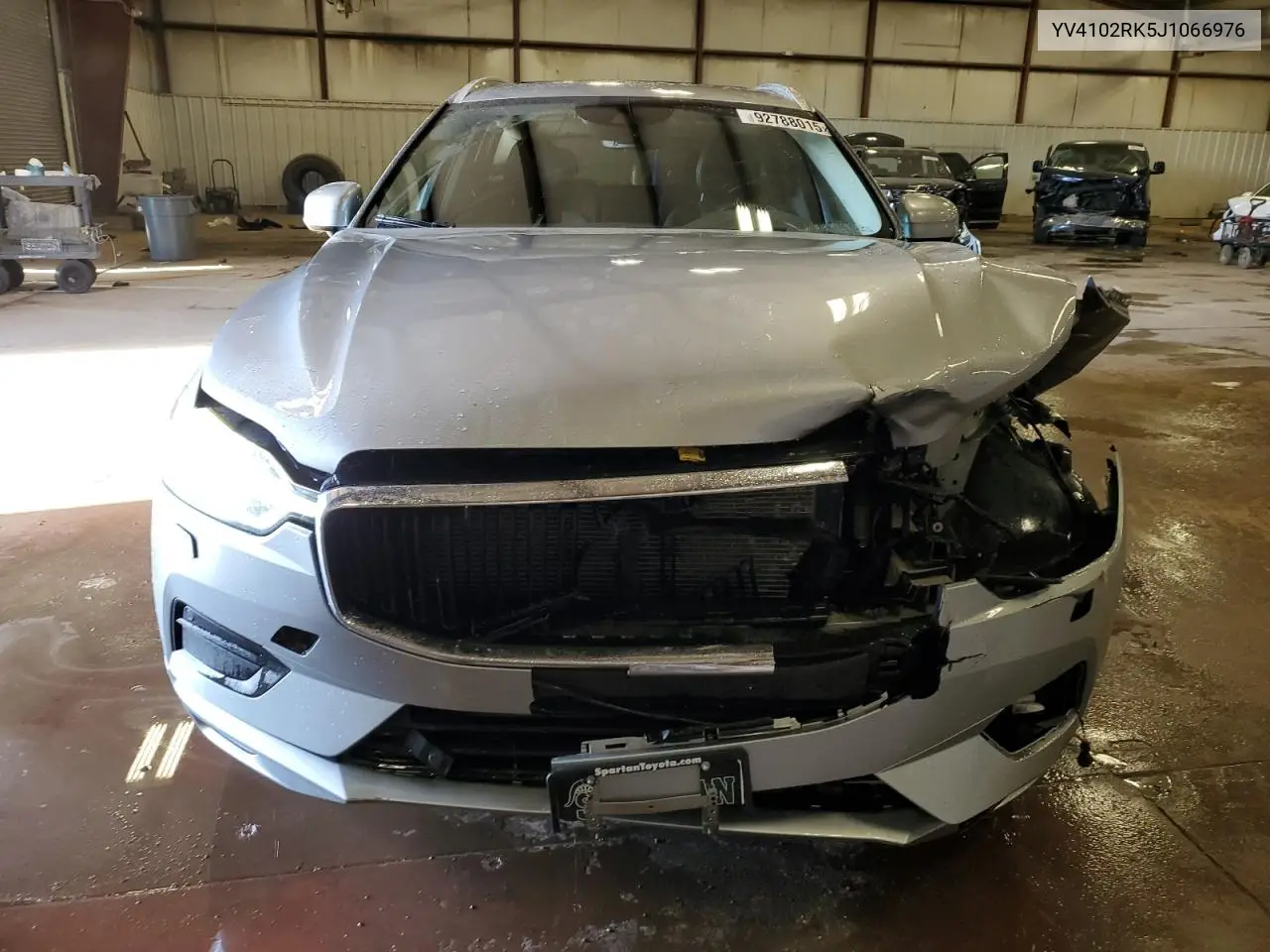 YV4102RK5J1066976 2018 Volvo Xc60 T5 Momentum