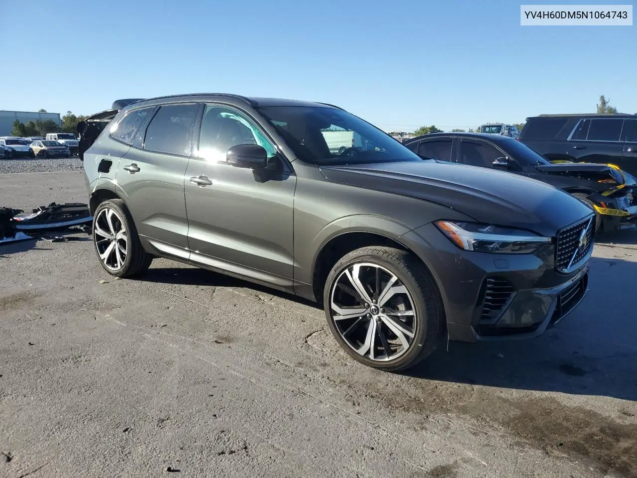 YV4H60DM5N1064743 2022 Volvo Xc60 T8 Recharge R-Design