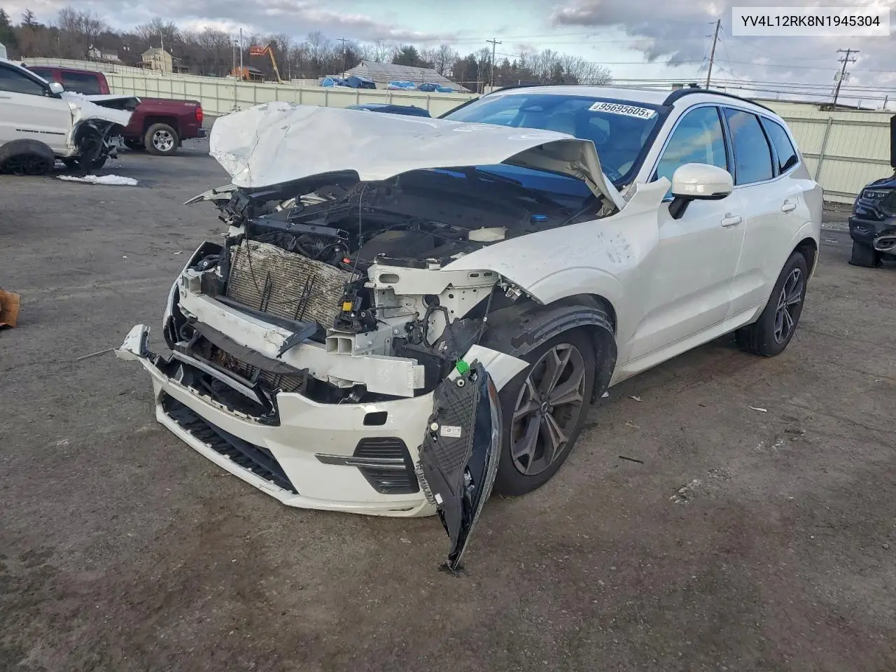 YV4L12RK8N1945304 2022 Volvo Xc60 B5 Momentum