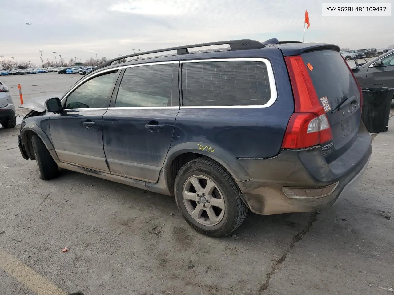 2011 Volvo Xc70 3.2 VIN: YV4952BL4B1109437 Lot: 84817784