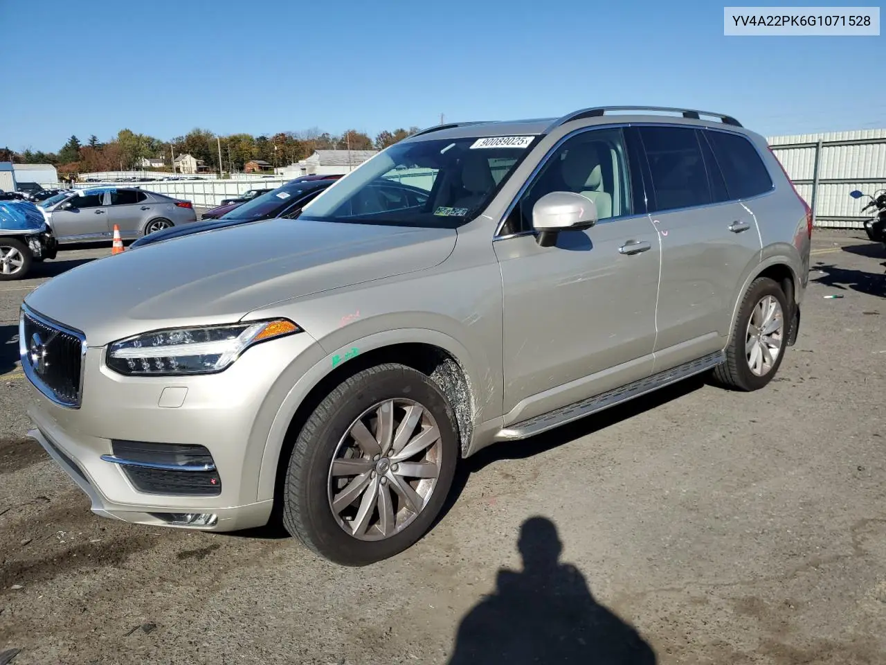 YV4A22PK6G1071528 2016 Volvo Xc90 T6