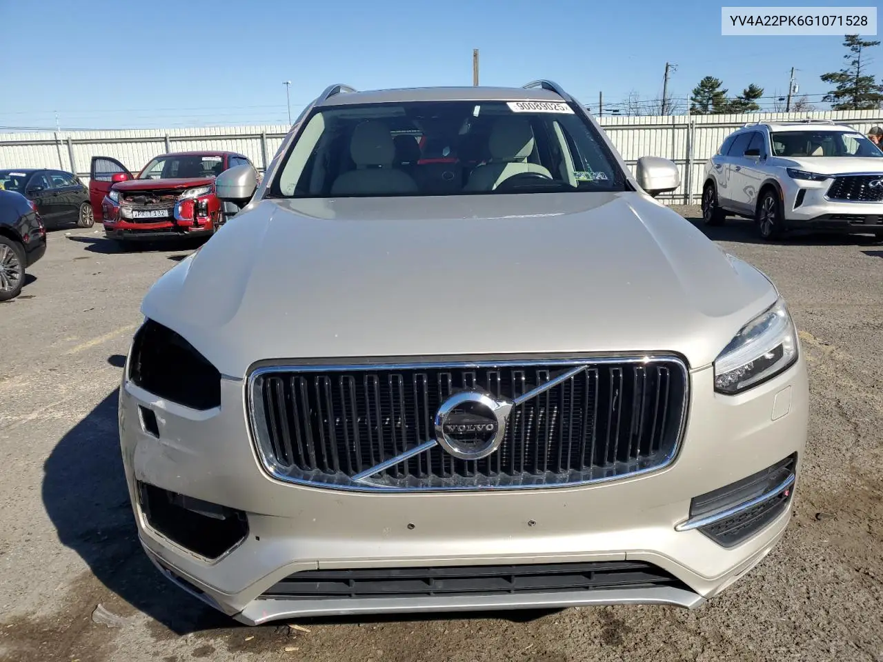 YV4A22PK6G1071528 2016 Volvo Xc90 T6