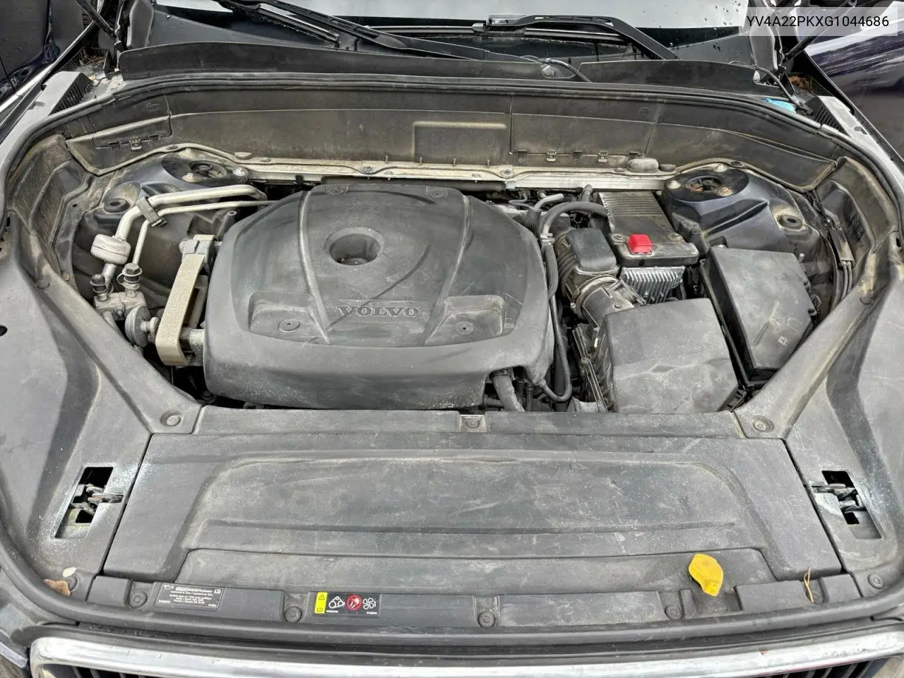 YV4A22PKXG1044686 2016 Volvo Xc90 T6