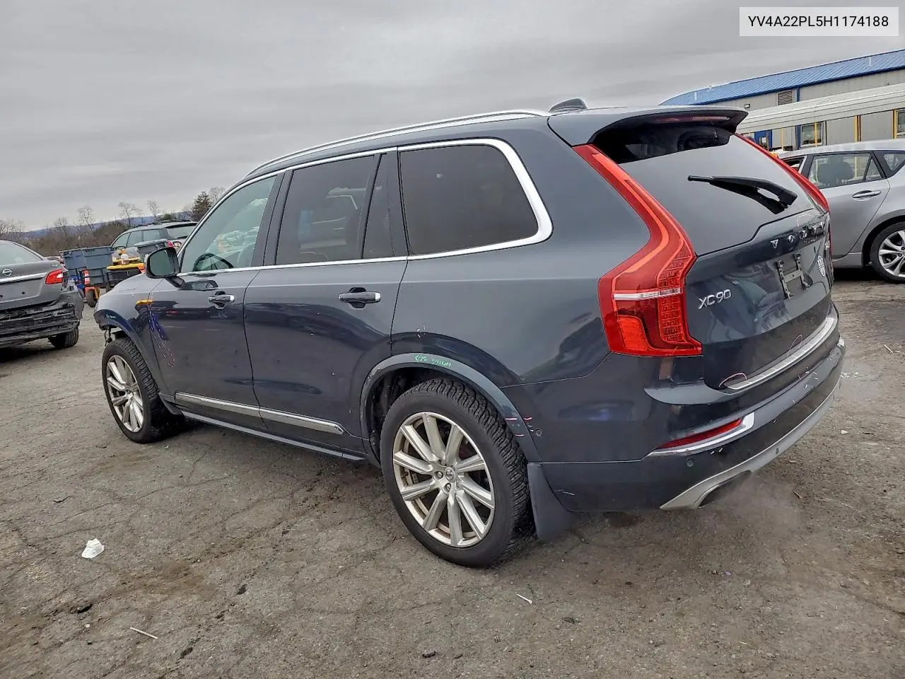 YV4A22PL5H1174188 2017 Volvo Xc90 T6