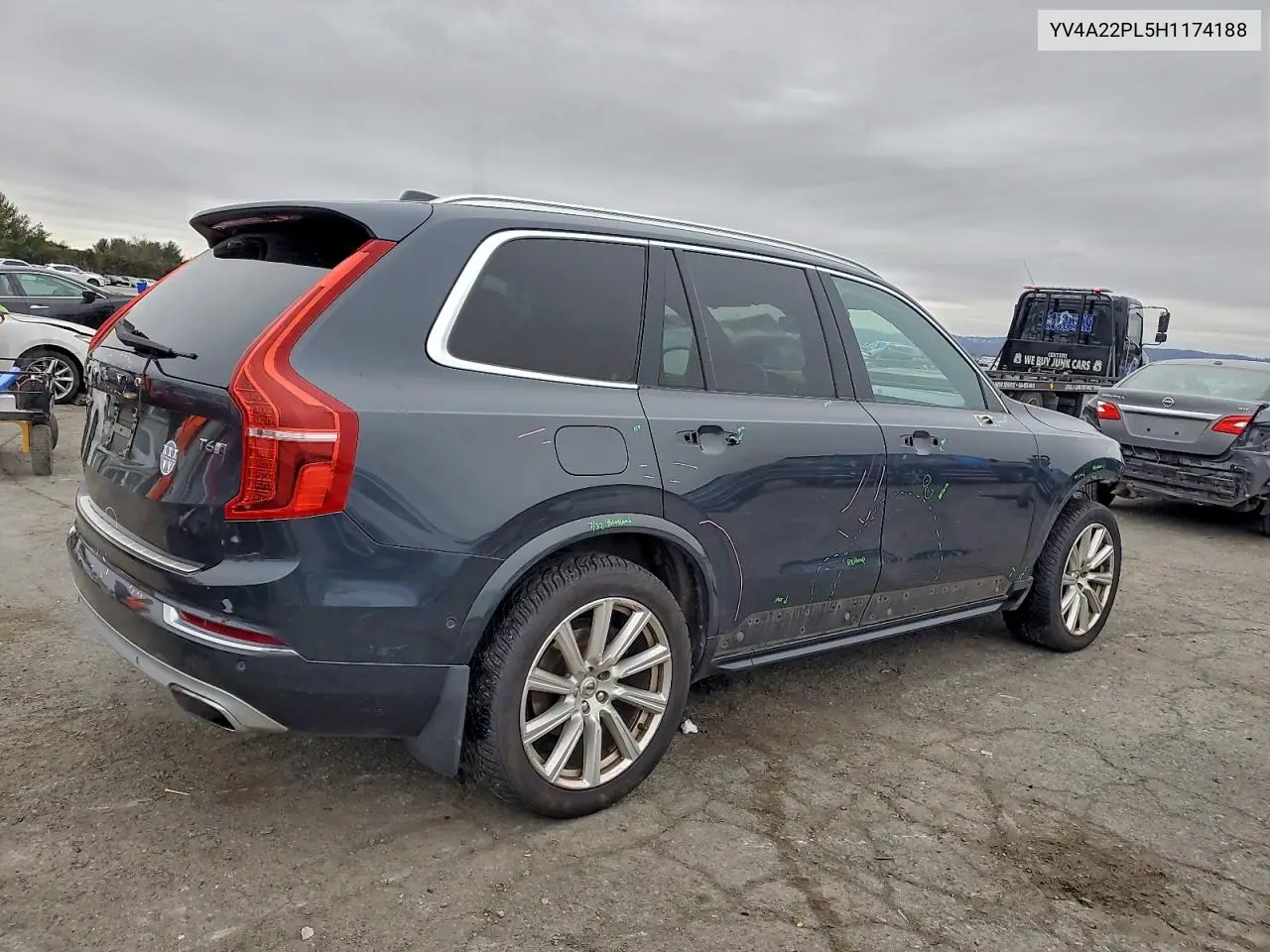 YV4A22PL5H1174188 2017 Volvo Xc90 T6