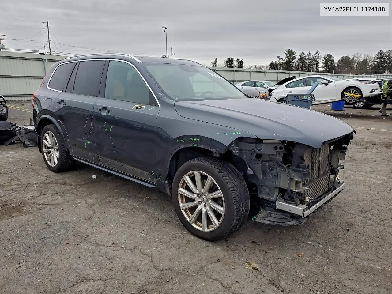 YV4A22PL5H1174188 2017 Volvo Xc90 T6