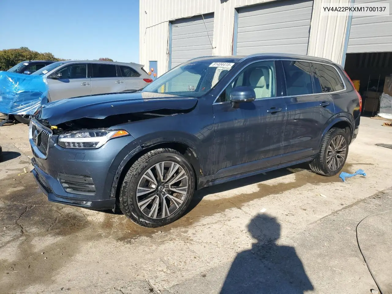 YV4A22PKXM1700137 2021 Volvo Xc90 T6 Momentum
