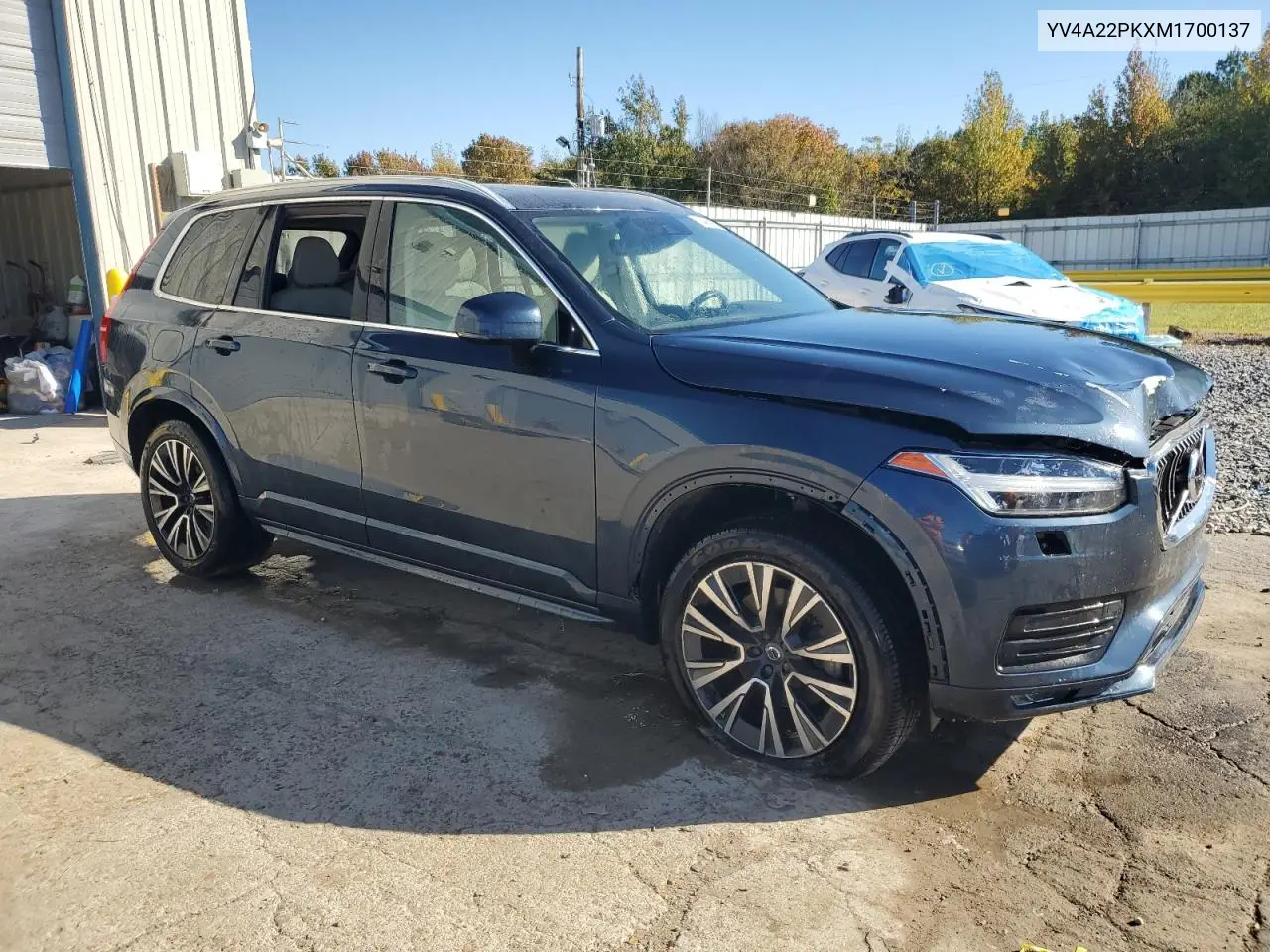YV4A22PKXM1700137 2021 Volvo Xc90 T6 Momentum