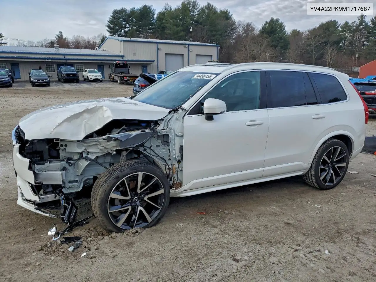 YV4A22PK9M1717687 2021 Volvo Xc90 T6 Momentum