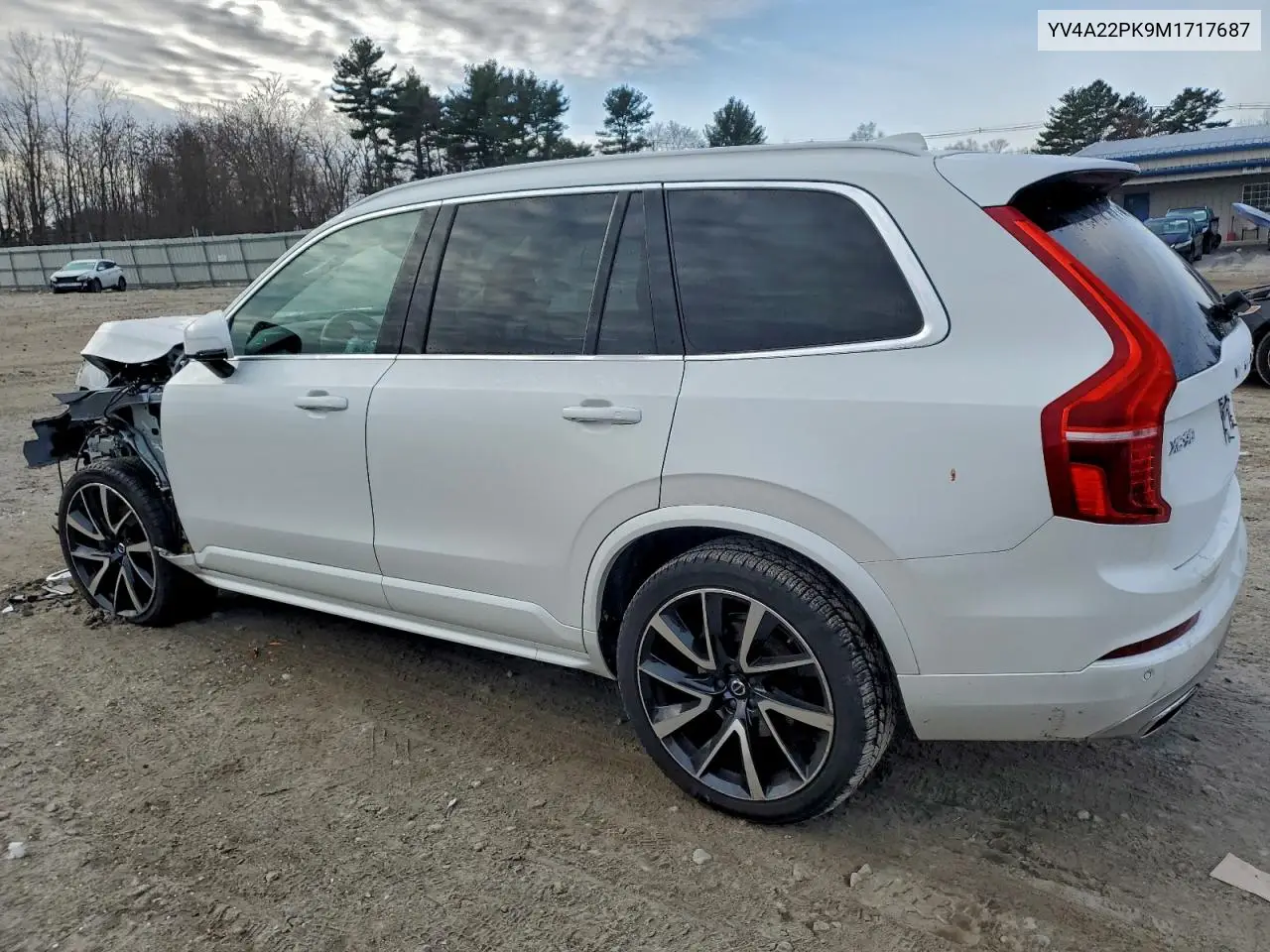 YV4A22PK9M1717687 2021 Volvo Xc90 T6 Momentum