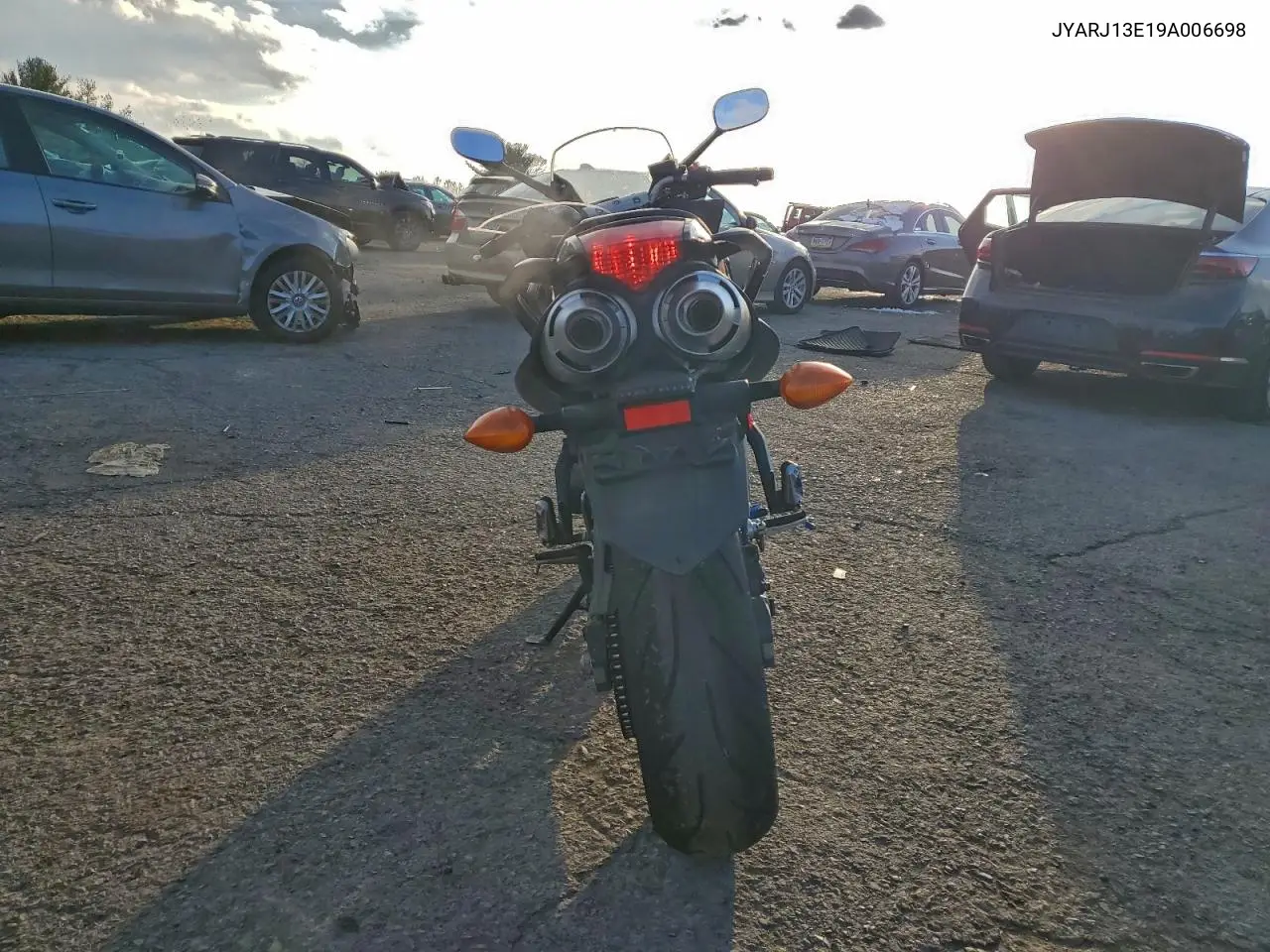 JYARJ13E19A006698 2009 Yamaha Fz6 Shg