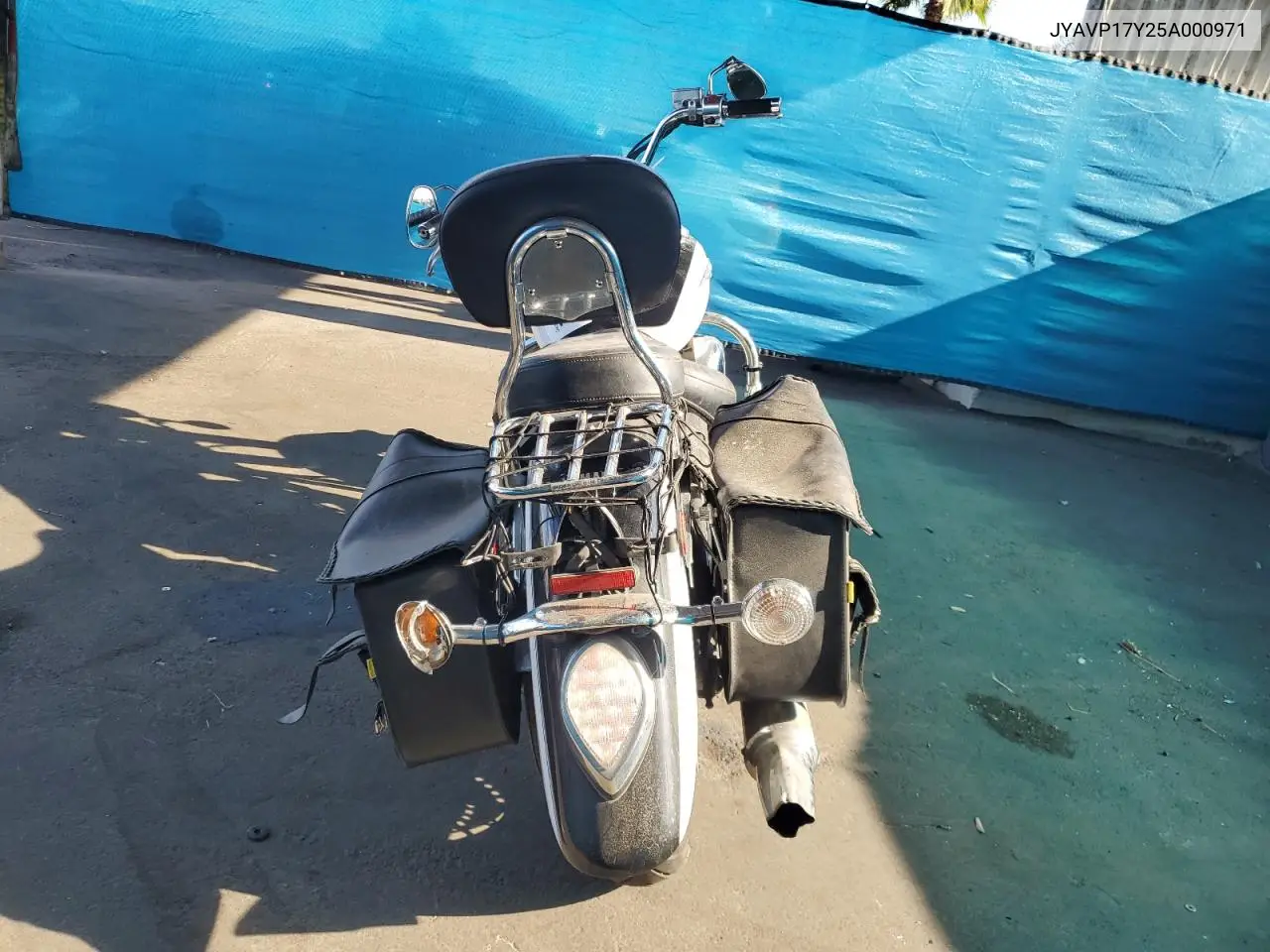 JYAVP17Y25A000971 2005 Yamaha Xv1700 A