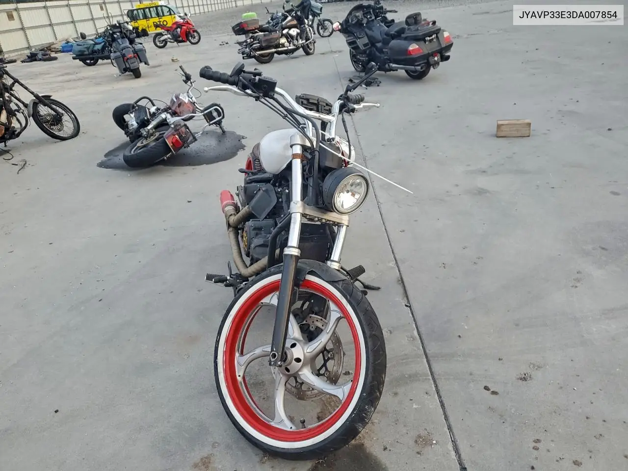JYAVP33E3DA007854 2013 Yamaha Xvs1300 Cu