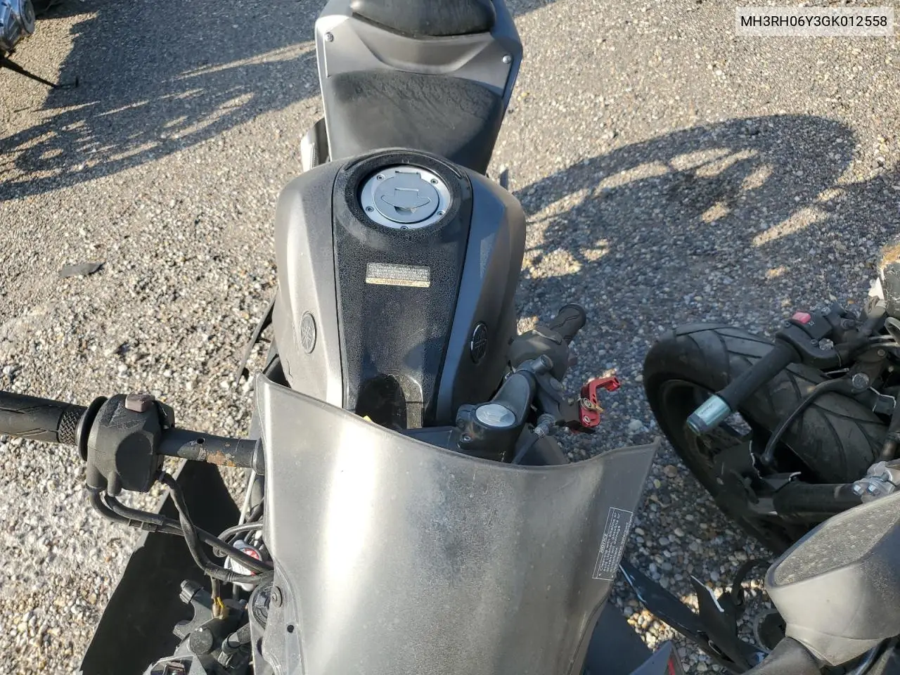 MH3RH06Y3GK012558 2016 Yamaha Yzfr3
