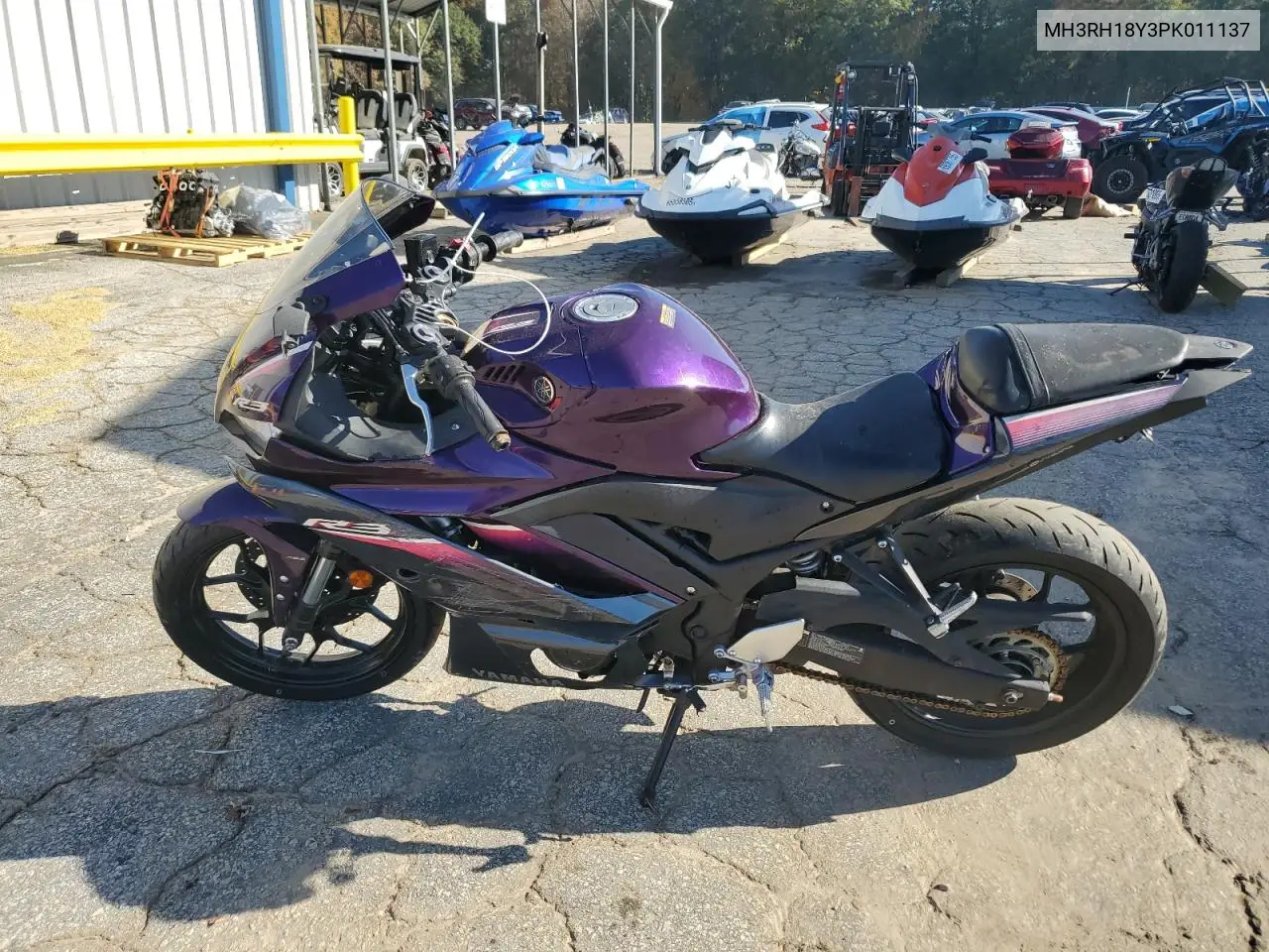 MH3RH18Y3PK011137 2023 Yamaha Yzfr3 A