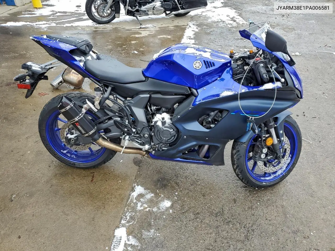 JYARM38E1PA006581 2023 Yamaha Yzfr7