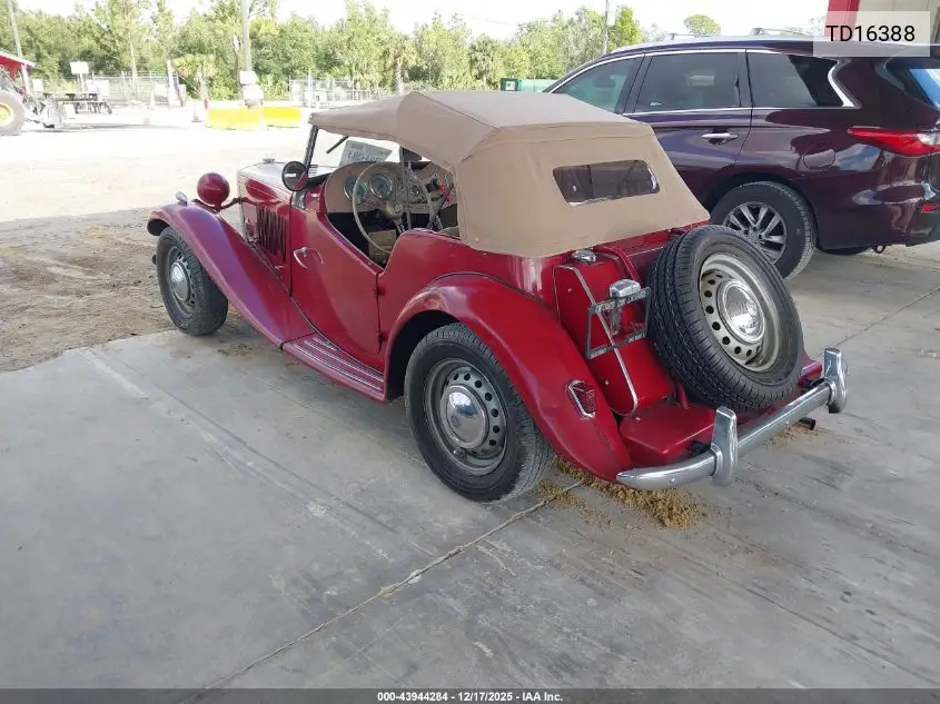 TD16388 1953 Mgdt Car