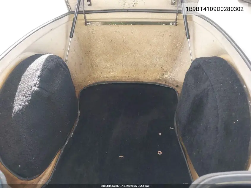 1B9BT4109D0280302 1984 Bushtec Cargo