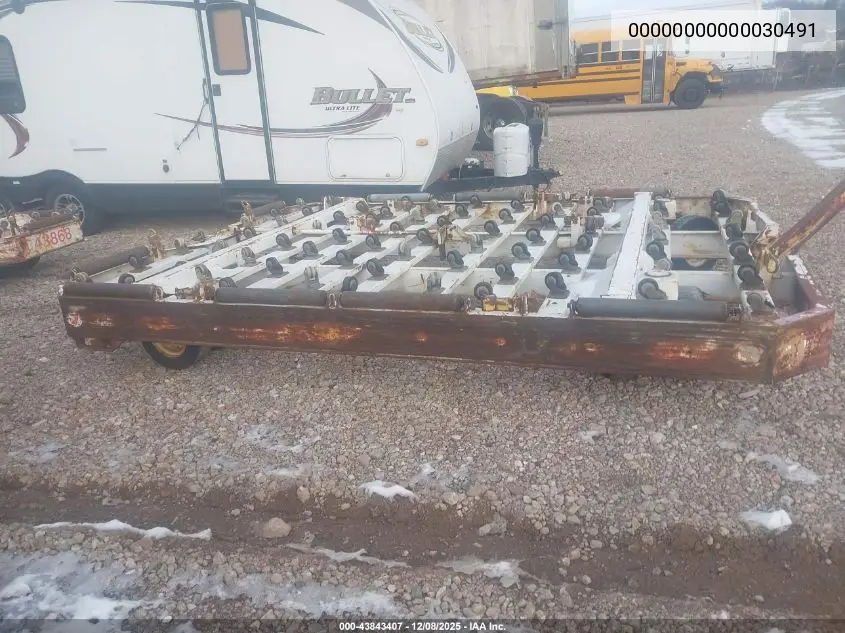 00000000000030491 1994 Equipment Gse 1215
