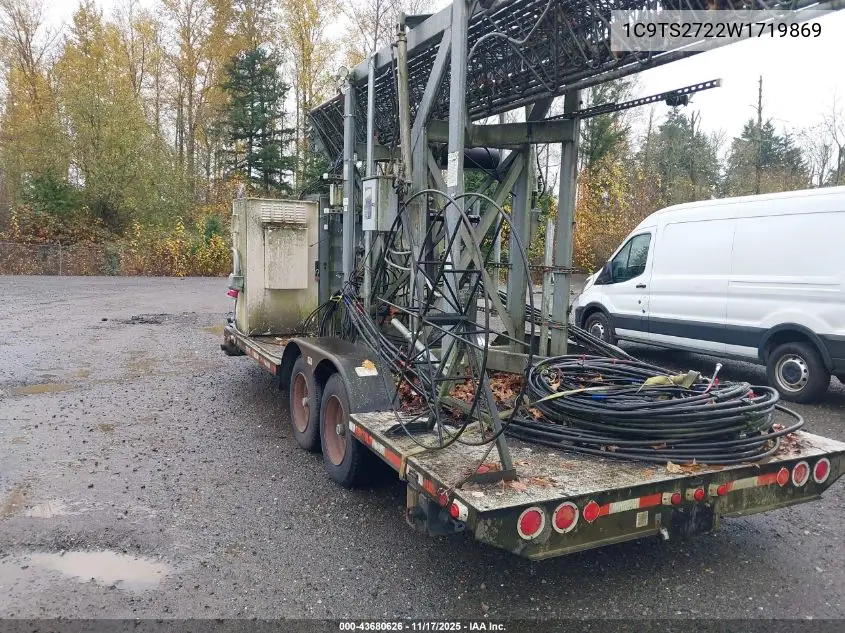 1C9TS2722W1719869 1998 Microvan Trailer