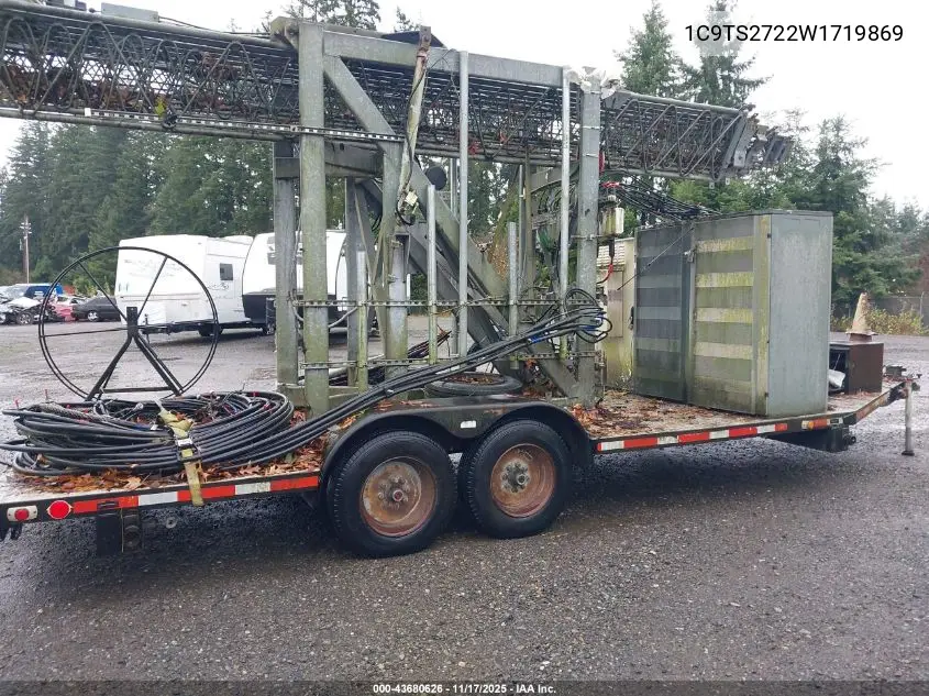 1C9TS2722W1719869 1998 Microvan Trailer