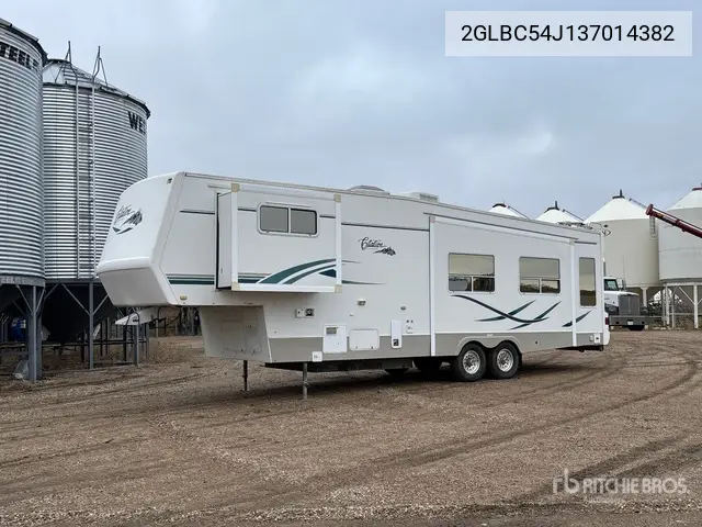 2GLBC54J137014382 2003 Supreme 2003 Citation Supreme 32 Ft T/A Travel Trailer
