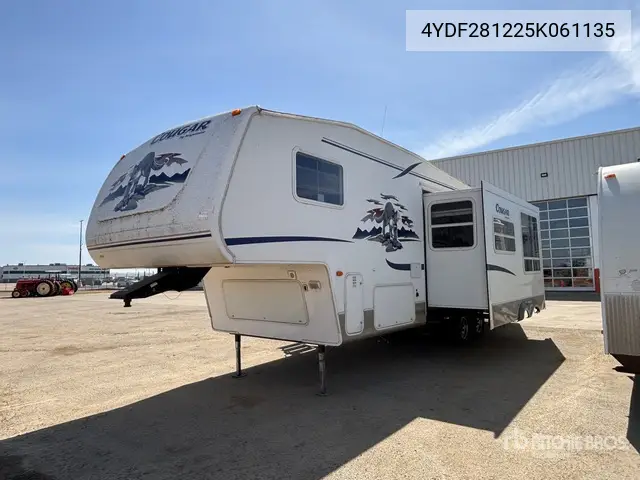 4YDF281225K061135 2005 Cougar 2005 Keystone Cougar 28 Ft T/A Travel Trailer