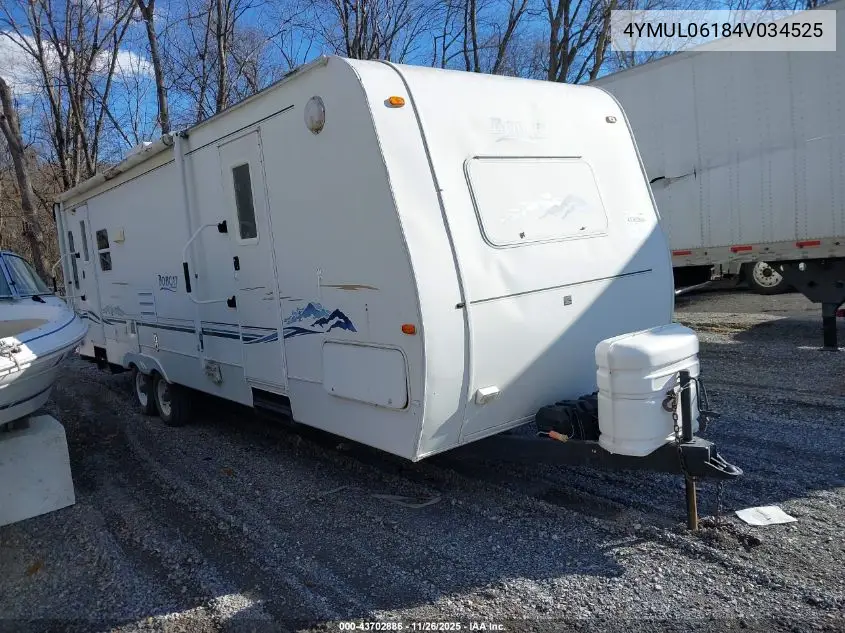 4YMUL06184V034525 2005 Carr Travel Tr
