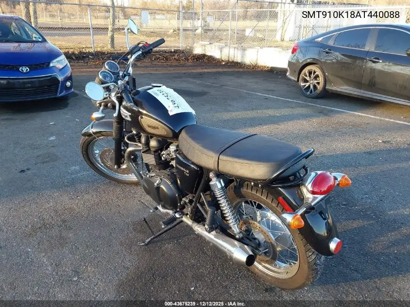 SMT910K18AT440088 2010 Triumph Motorcycle Bonneville T/100