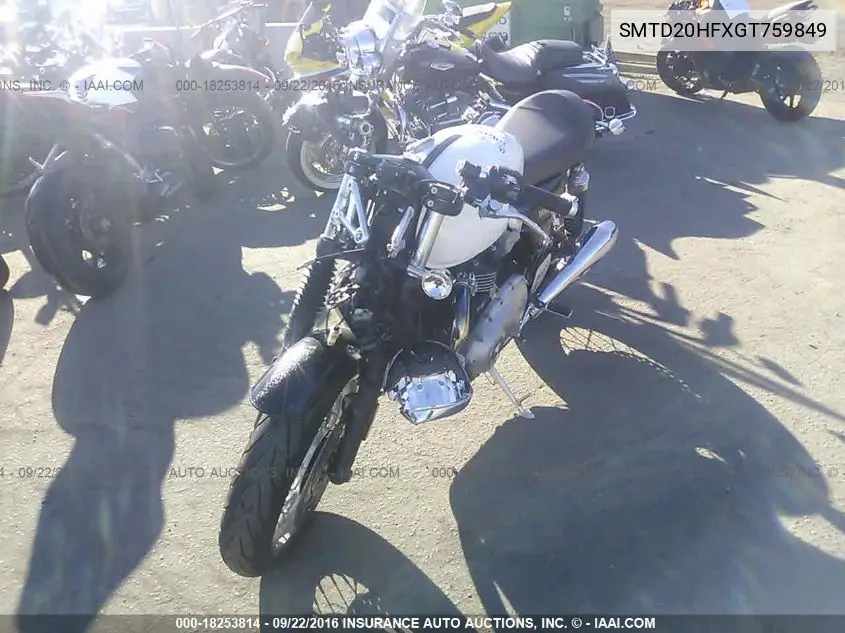 SMTD20HFXGT759849 2016 Triumph Motorcycle Thruxton 1200