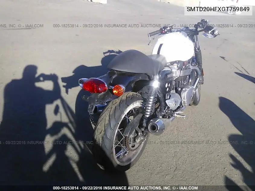 SMTD20HFXGT759849 2016 Triumph Motorcycle Thruxton 1200
