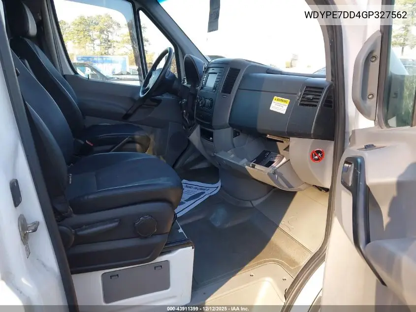 WDYPE7DD4GP327562 2016 Freightliner Sprinter 2500 Normal Roof