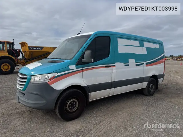 WDYPE7ED1KT003998 2019 Freightliner 2500 Sprinter 2019 Freightliner 2500 Sprinter Cargo Van