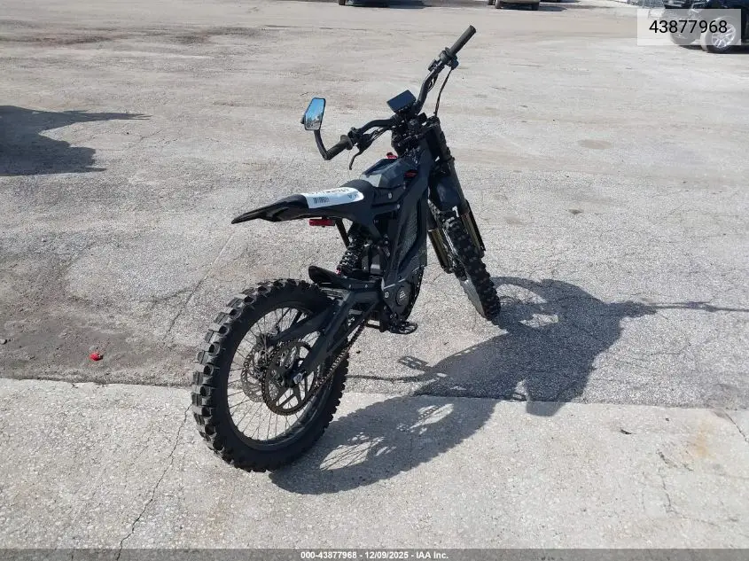 H2WEAC225S1005870 2025 Other Other