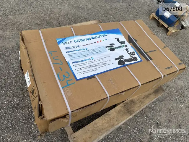 D67808 2026 Sk-E 48 2026 Sklp Sk-E48 Electric Scooter (Unused)